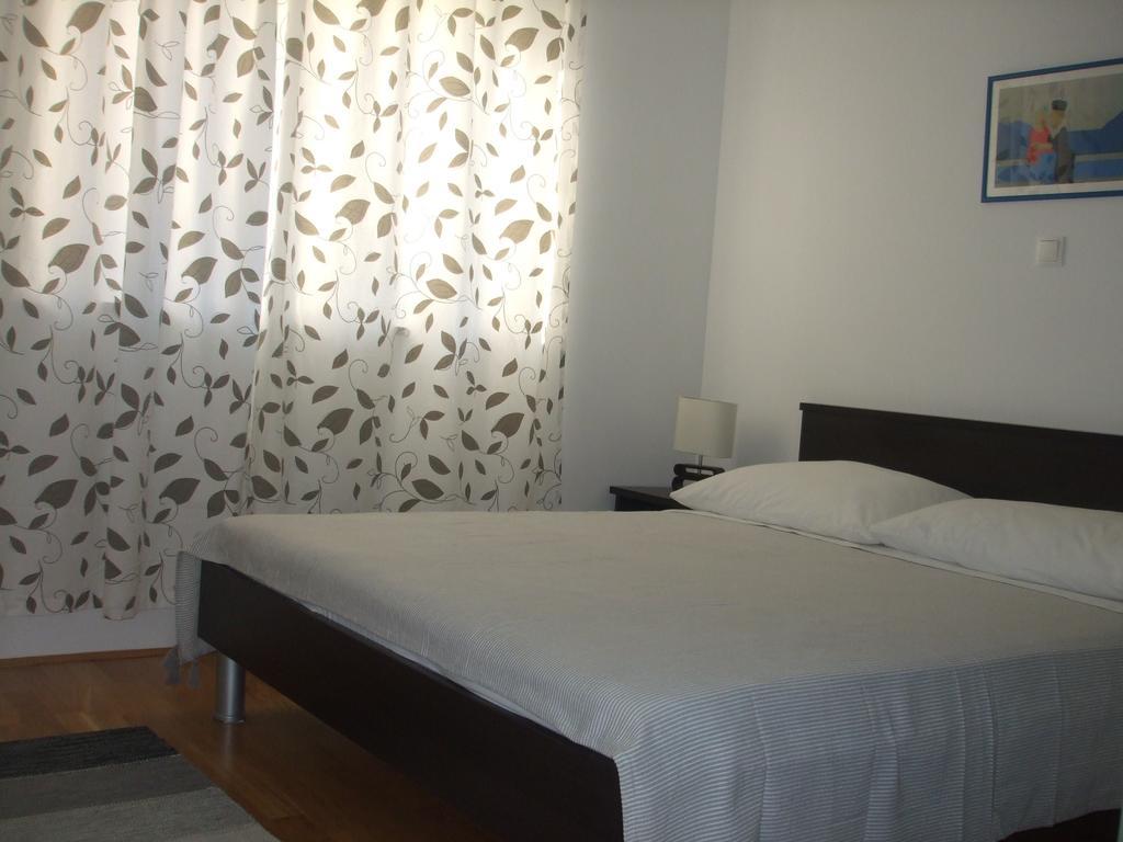 Apartments Jela Rogoznica  Room photo